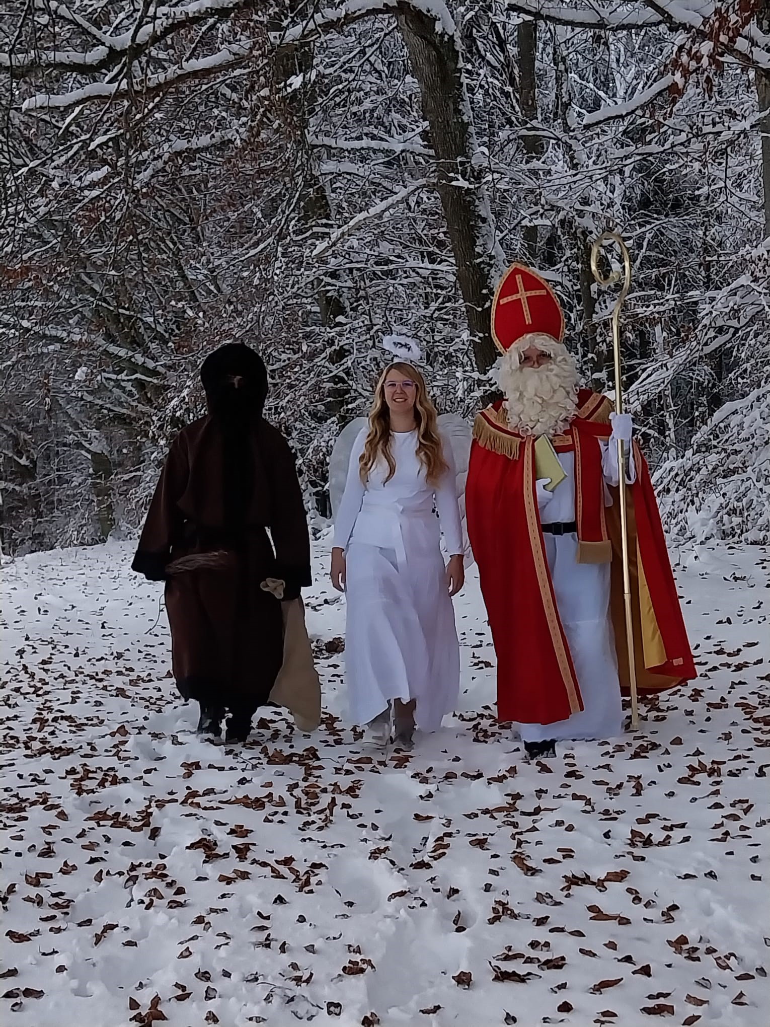 Der Nikolaus mit Knecht Ruprecht und dem Engel